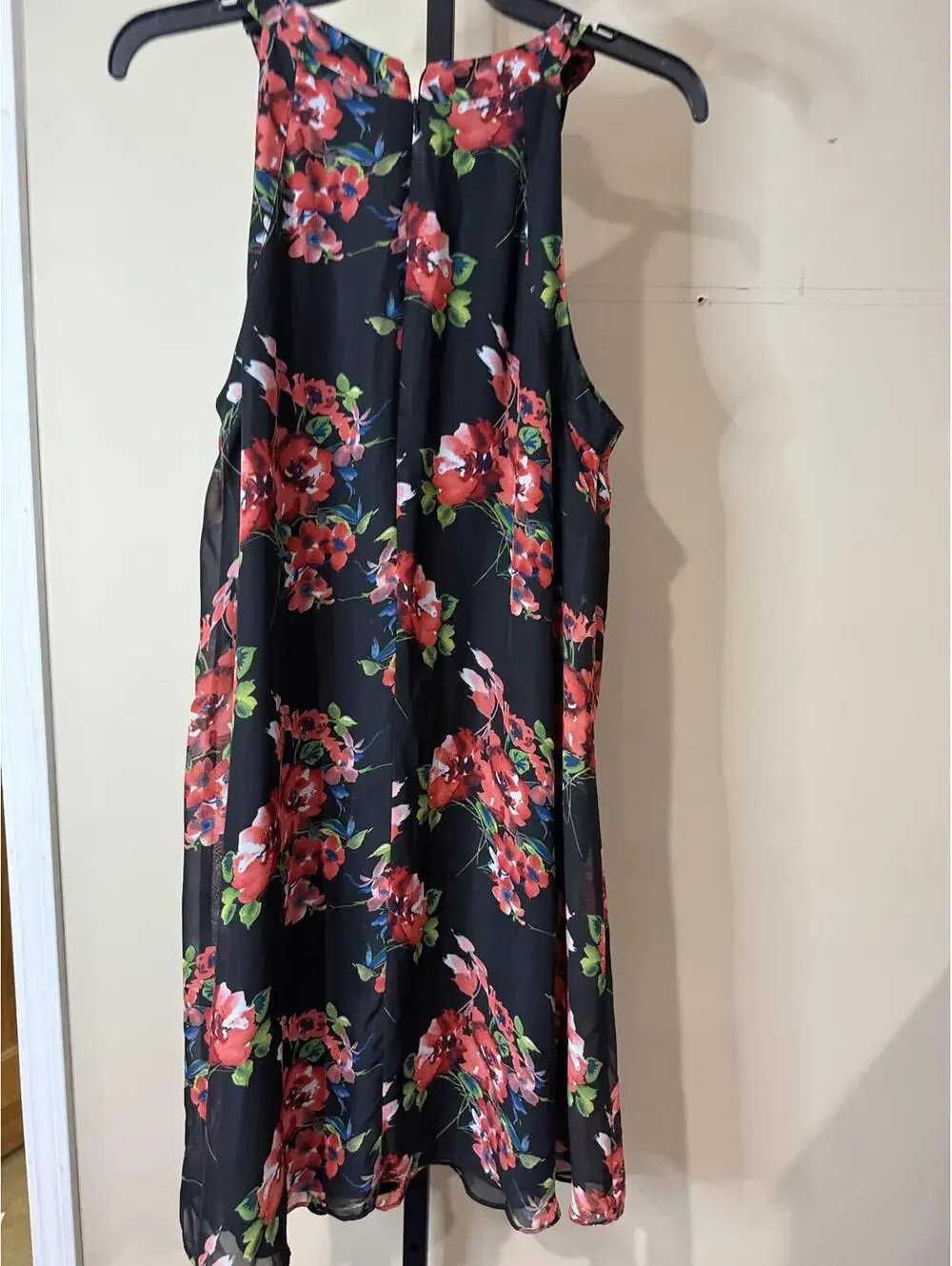 Betsey Johnson 12 Sleeveless Black Dress with Red Floral Print